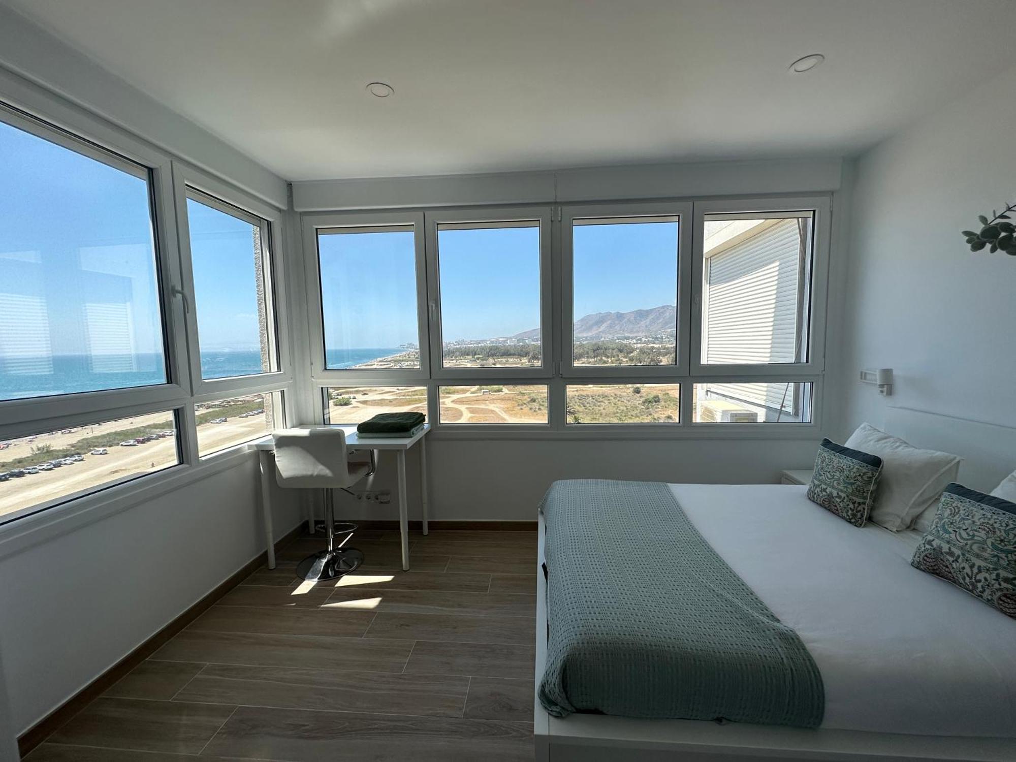 Sunstay Guadalmar Loft Seaview Малага Экстерьер фото